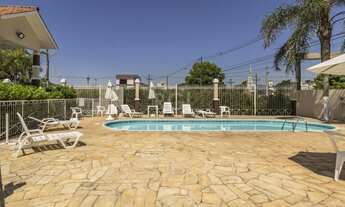 Imagem 2: Porto Alegre - Casa Padrão - Parque Santa Fé