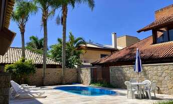 Imagem: SOBRADO - JURERÊ INTERNACIONAL - SC