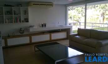 Imagem 6: CASA ASSOBRADADA - REAL PARQUE - SP