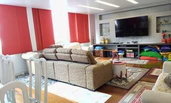 Imagem 2: Apartamento para venda tem 220 metros quadrados com 4 quartos em Centro - Petrópolis - RJ