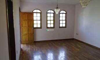 Imagem 6: EXCEPCIONAL CASA COLONIAL DE 3 QTS E 3 VAGAS DE GARAGEM - SANTA MÔNICA