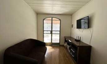 Imagem 4: Casa à venda com quatro quartos, sendo uma suíte