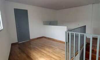 Imagem 2: Quot;Conforto e Praticidade: Seu Lar Reformado! Alugue já uma casa com 1 dormitório e 1 s