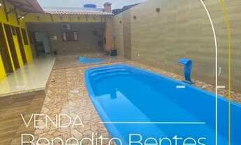 Imagem: Casa com piscina no Benedito Bentes com