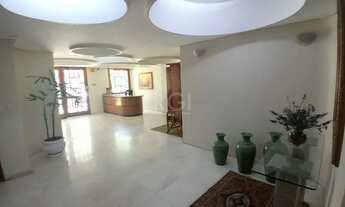 Imagem 3: Apartamento de dois dormitórios, dois banheiros, no bairro Menino Deus em Porto Alegre