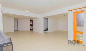 Imagem 4: Excelente casa em condomínio de 371m² com 5 dormitórios e 3 vagas de garagem