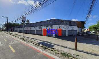 Imagem: Casa com 3 quartos para alugar na Parangaba