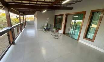 Imagem 2: Casa com 04 quartos, 02 pavimentos, área gourmet e garagem para 5 veículos em Igarapé !