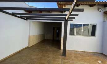 Imagem 2: Casa com 3/4 e uma suíte no Alice Barbosa