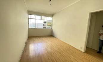 Imagem 4: Apartamento para venda possui 83 metros quadrados com 2 quartos em Botafogo - Rio de Janei