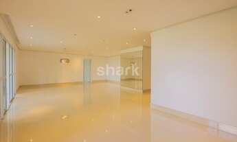 Imagem 3: Apartamento para aluguel possui 202 metros quadrados com 3 quartos