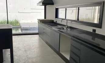 Imagem 3: Casa nova, em Condomínio Fechado! 315 m² com 4 suítes. Condomínio Clube, em Alphaville - T