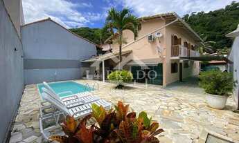 Imagem: Casa à venda em Corrêas, Petrópolis/RJ