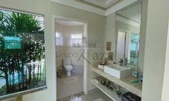 Imagem 3: Casa de condomínio para aluguel possui 400 metros quadrados com 3 quartos