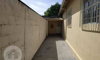 Imagem 3: Casa com 3 dormitórios à venda, por R$ 430.000 - Vila Santos - Caçapava/SP