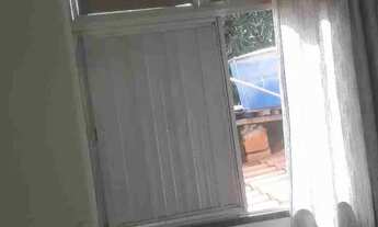 Imagem 2: Quitinete Casa com 1 dormitório