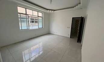 Imagem 2: Espaçoso Apartamento na entrada do Tororó, antes do Hospital Martagão Gesteira