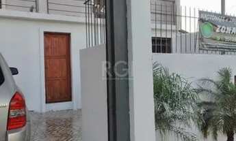 Imagem 3: Casa para Venda - 270m², 5 dormitórios, sendo 2 suites, 2 vagas - Cristal