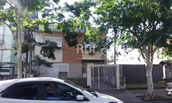 Imagem 2: Casa para Venda - 388m², 3 dormitórios, sendo 1 suites, Petrópolis