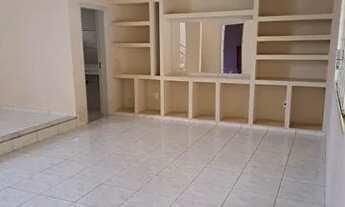 Imagem 4: Casa para aluguel com 250 metros quadrados com 4 quartos em Santa Mônica - Uberlândia - MG