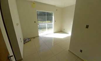 Imagem 2: Casa 4/4, suíte closet e varanda, condomínio L. de Freitas