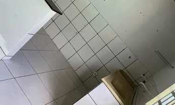 Imagem 6: Kit na 25 da norte.. frente ao terminal do metrô Ceilândia norte