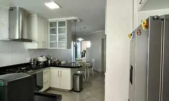 Imagem 3: Imóvel para aluguel e venda com 208 metros quadrados com 4 quartos