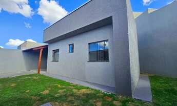 Imagem 2: Casa com 3 quartos e suíte, de esquina, no Ravena em Senador Canedo