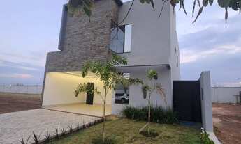 Imagem 2: Vendo belíssimo Sobrado com 4 suítes no Condomínio Florais do Parque em Cuiabá MT