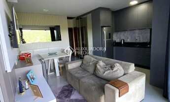 Imagem 2: Casa geminada porteira fechada no Residencial Jardins