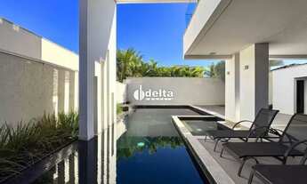 Imagem 3: Casa no condomínio BOSQUE KARAIBA disponível para venda em Uberlândia-MG