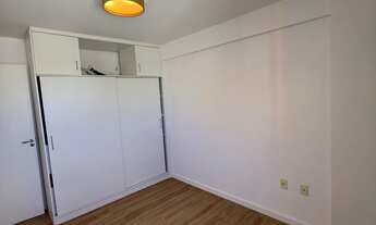 Imagem 2: Apartamento a venda na ponta verde quarto e sala