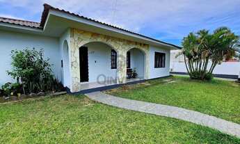 Imagem 4: Casa de esquina com laje preparada para segundo piso