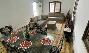 Imagem 4: Casa de Temporada com Piscina 3 Quartos. Churrasqueira, ideal para 8 pessoas