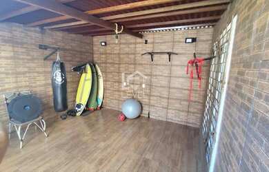 Imagem 11: Casa duplex com 2 quartos sendo 1 suíte, piscina e deck