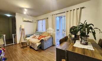 Imagem 2: Apartamento de 3 dormitórios e 1 vaga de garagem, no bairro Humaitá, em Porto Alegre