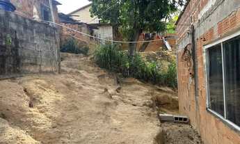 Imagem 4: 2 casas mesmo quintal