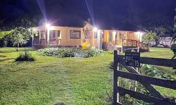 Imagem 6: CHÁCARA À VENDA, COM LINDA CASA, EM CONDOMÍNIO, LOCALIZADA EM SAQUAREMA, RJ