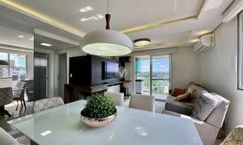 Imagem 2: Lindo apartamento de 2 dormitórios com 2 vagas, semi-mobiliado!