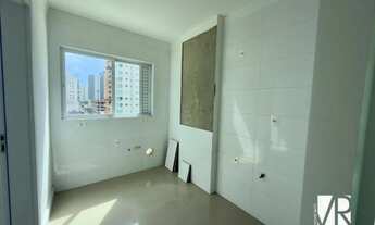 Imagem 7: Descubra Seu Novo Lar na Meia Praia: Apartamento 3 Suítes em Itapema/SC