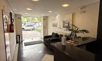 Imagem 4: IMOBILIARIA JUVEVE ALUGA SALA CONJUNTO COMERCIAL BACACHERI PRX ERASTO GAERTNER OTICA BACAC