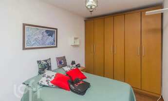 Imagem 5: Imóvel para venda possui 80 metros quadrados com 2 quartos em Menino Deus - Porto Alegre