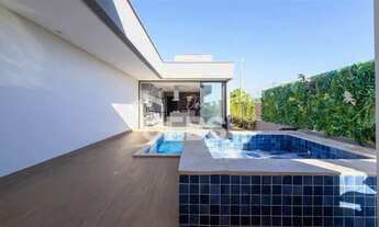 Imagem 4: Casa Térrea de Esquina no Jardins Nápoles Exclusividade e Conforto em Cada Detalhe