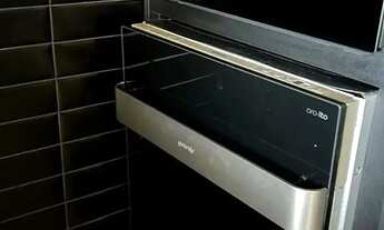 Imagem 2: Laise mostra Loft com Fino acabamento