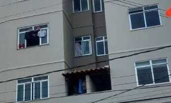 Imagem: Vendo AP Sta Maria 199.900