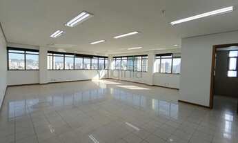 Imagem 2: Ampla sala comercial com uma vaga de garagem em Novo Hamburgo !