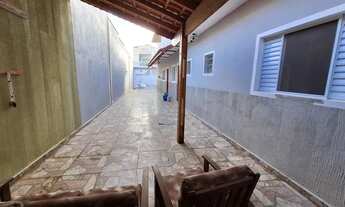 Imagem 5: Casa para venda tem 175 metros quadrados com 3 quartos