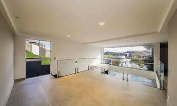 Imagem 7: Casa com piscina integrada à área gourmet e 4 suítes para venda