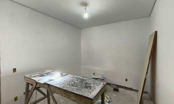 Imagem 7: CASA EM FASE DE ACABAMENTO