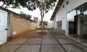 Imagem 7: Linda casa ,conservadíssima,moderna e em ótima localização